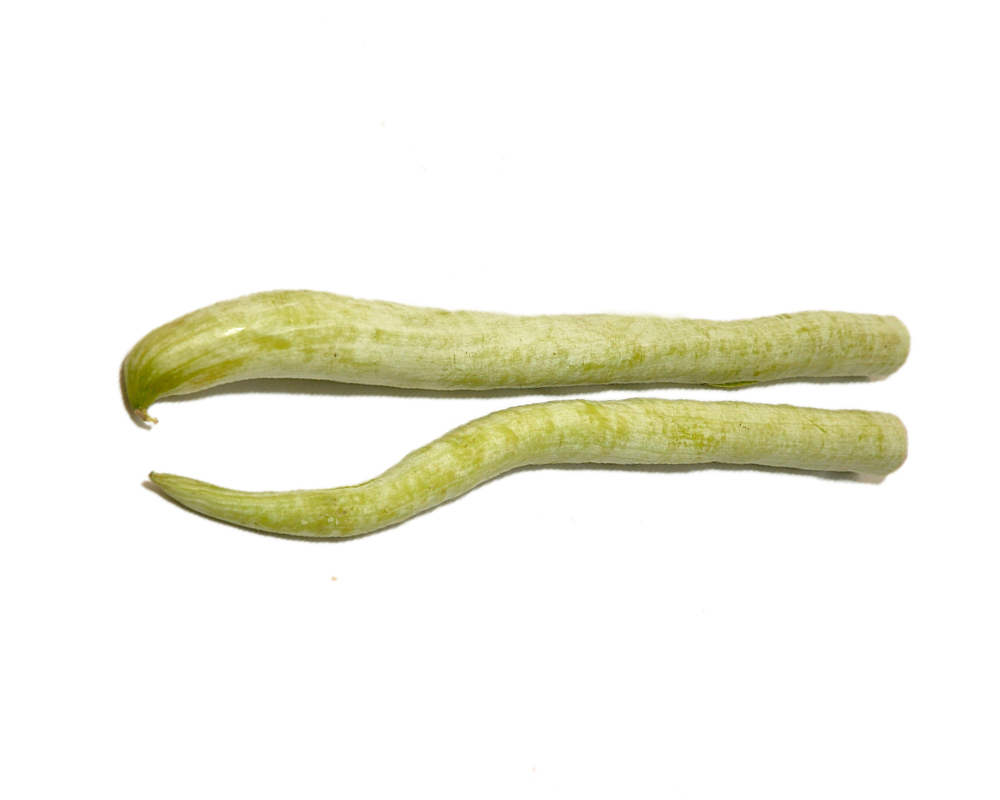 Snake gourd (Padwal/chichinda